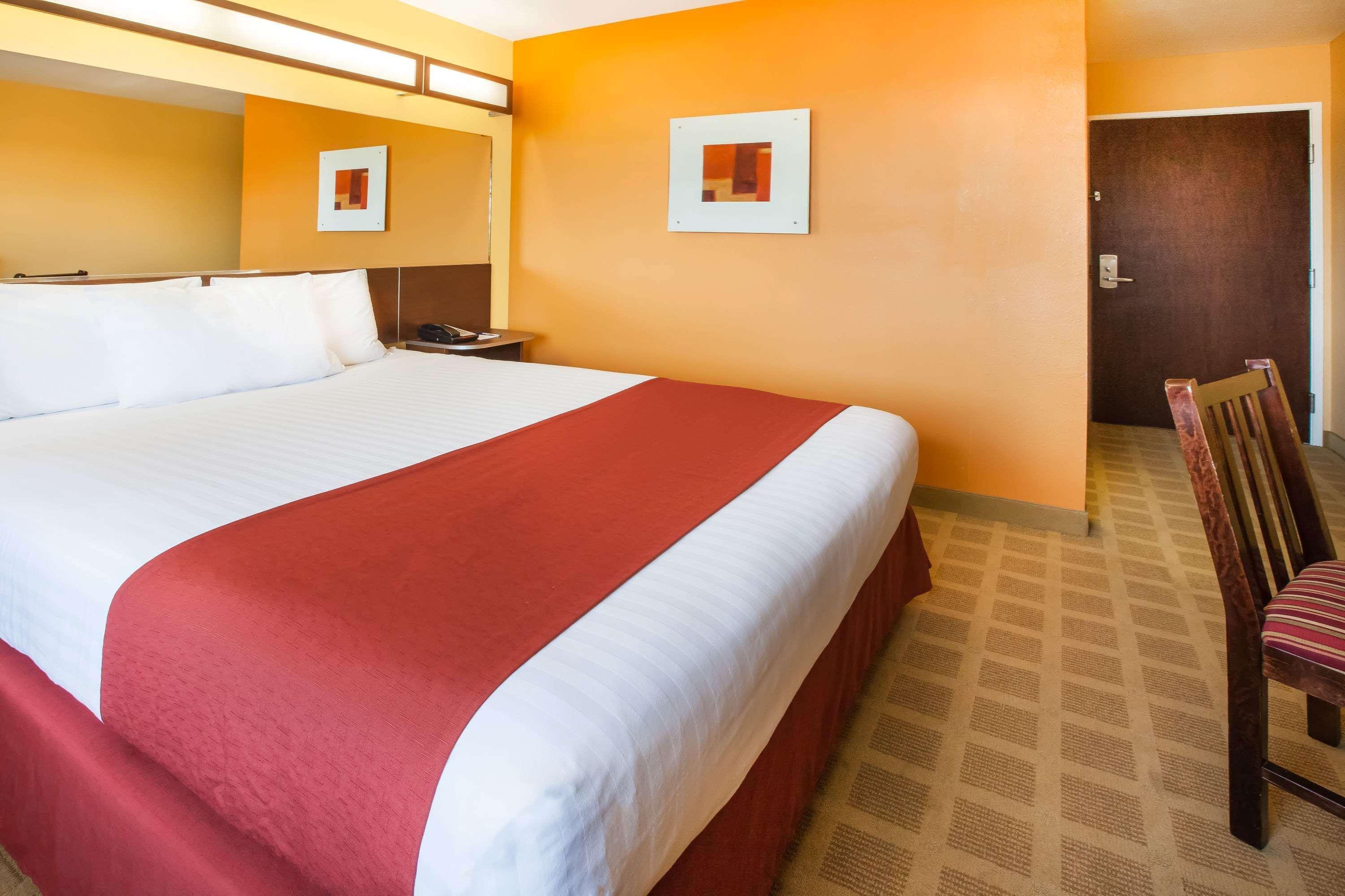 Microtel Inn By Wyndham Stillwater Exterior photo